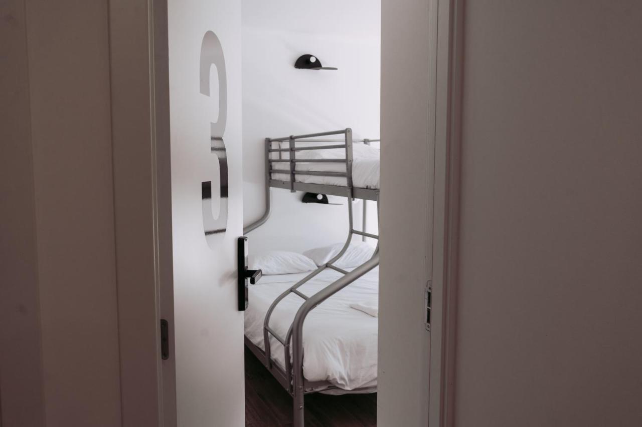 Hostel Middle Point Sardoal Exterior foto