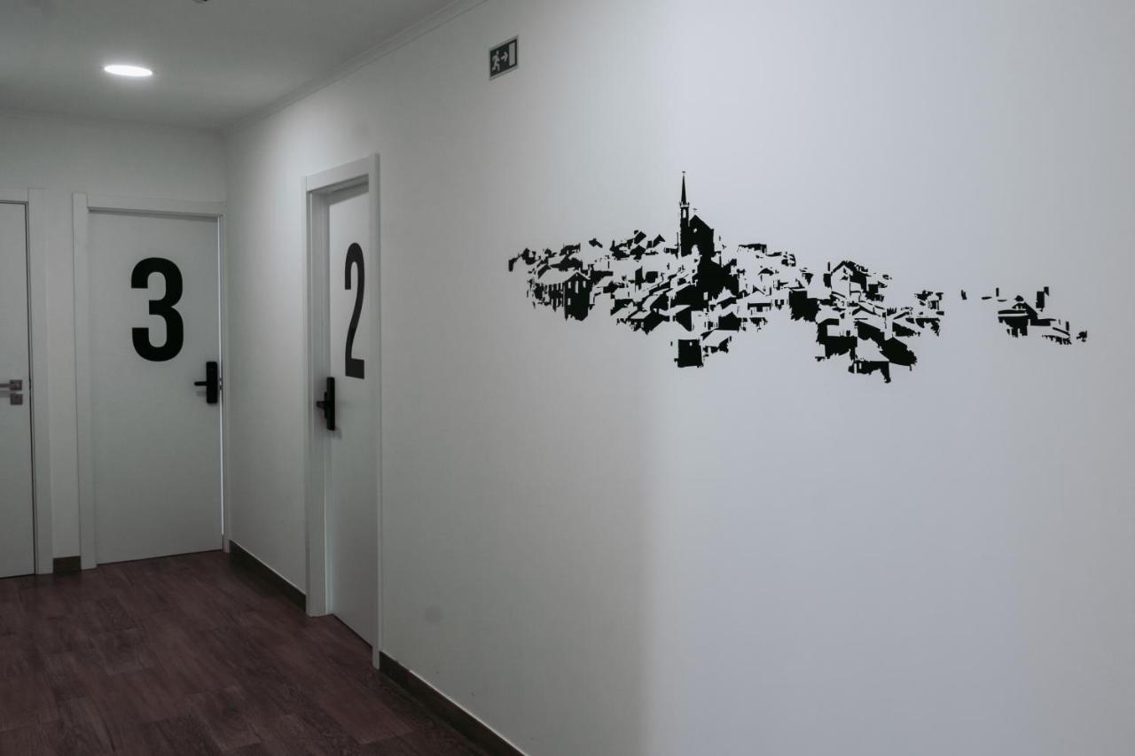 Hostel Middle Point Sardoal Exterior foto